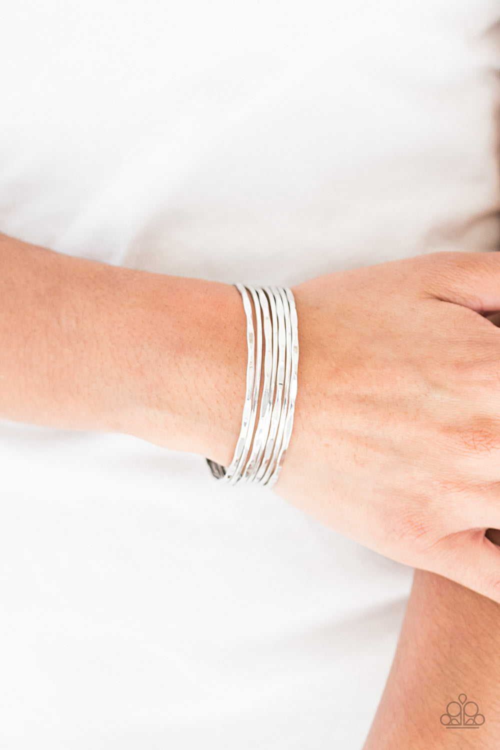 Timelessly Textured - Silver - Chic Jewelry by Lizzette